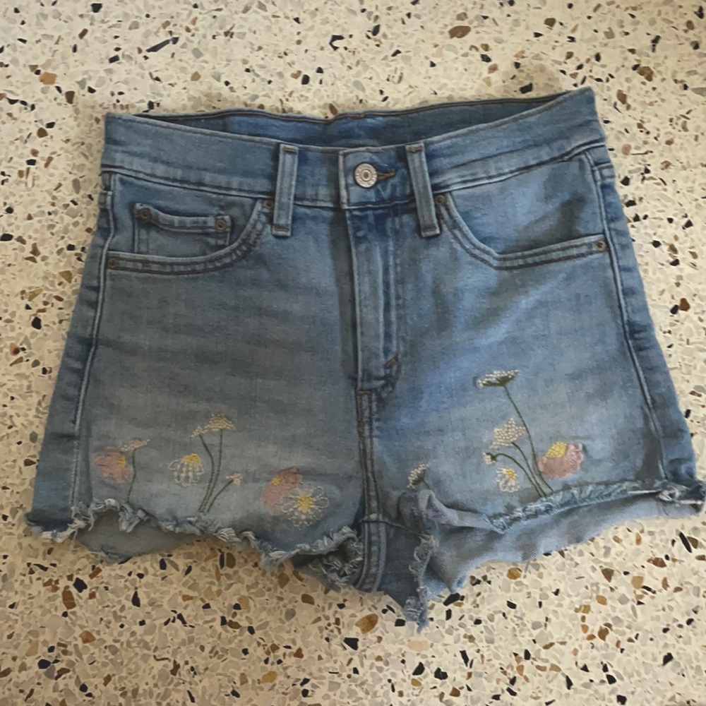 Levi’s light denim shorts with flower embroidery